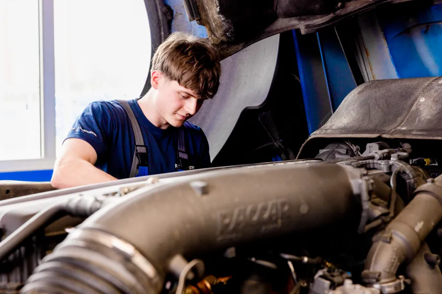 Lehre Automobilfachmann